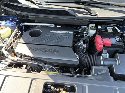 Used 2023 Nissan Rogue Platinum AWD/4WD image 37