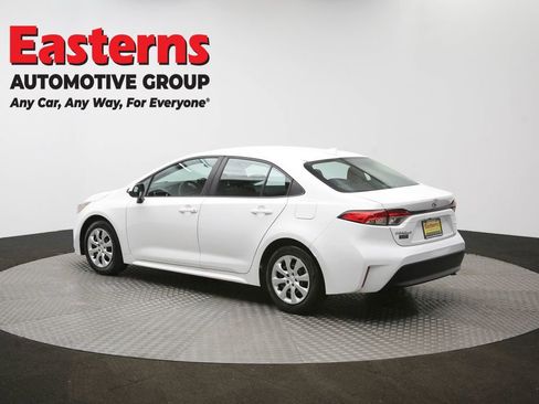 Used 2024 Toyota Corolla LE FWD image 61
