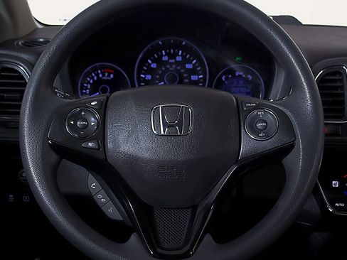 Used 2018 Honda HR-V EX image 22