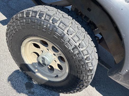 Used 2002 Toyota Tacoma 4x4 Xtracab V6 image 6