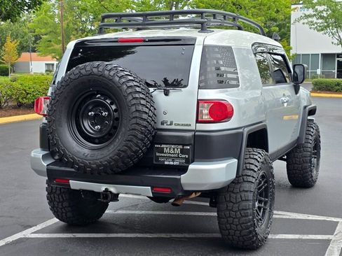 Used 2007 Toyota FJ Cruiser 4WD image 8