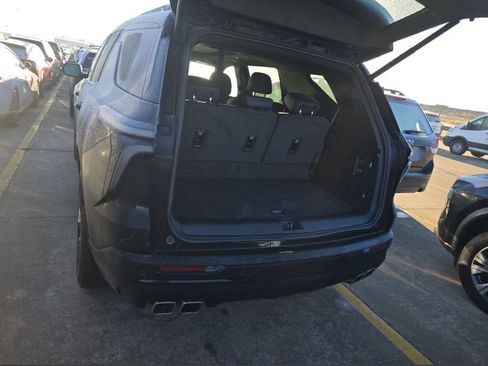 Used 2024 Chevrolet Traverse RS w/ LPO, Floor Liner Package image 14