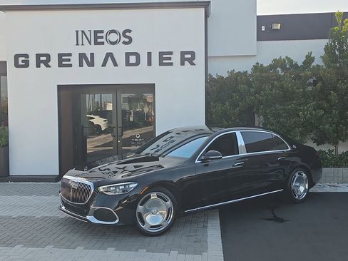 Used 2021 Mercedes-Benz Maybach S 580 4MATIC image 1