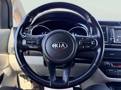 Used 2019 Kia Sedona EX w/ EX Premium Package FWD image 36