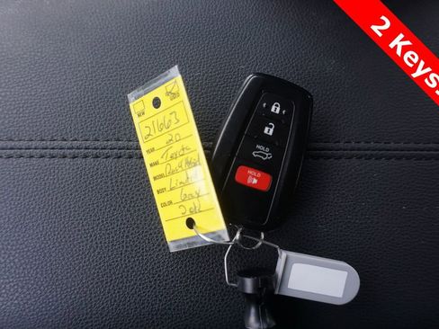 Used 2020 Toyota RAV4 Limited w/ Limited Grade Weather Package image 34