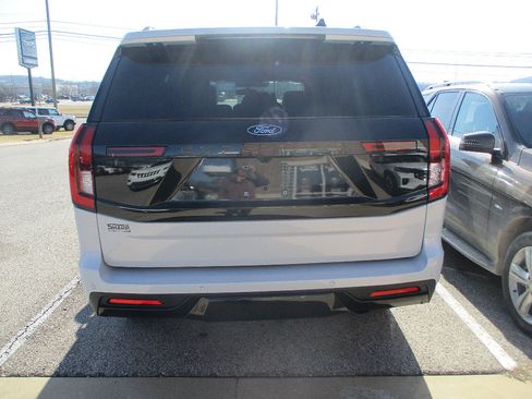 New 2025 Ford Expedition Tremor AWD/4WD image 21