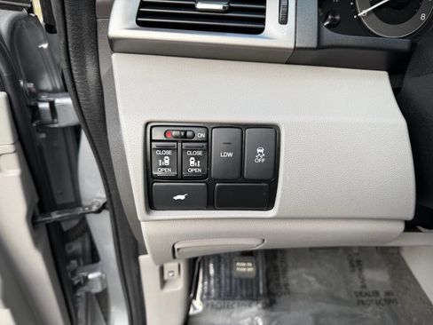 Used 2016 Honda Odyssey EX-L image 45