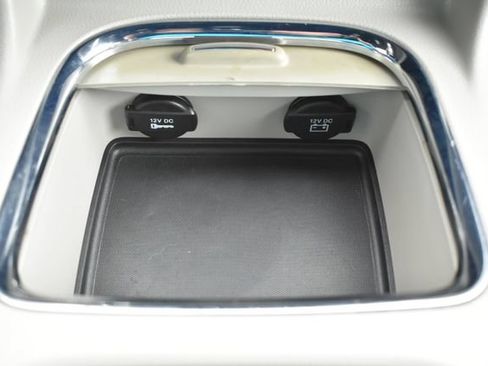 Used 2019 Dodge Grand Caravan SXT FWD image 27
