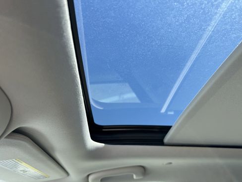 New 2025 Cadillac XT5 Premium Luxury image 22