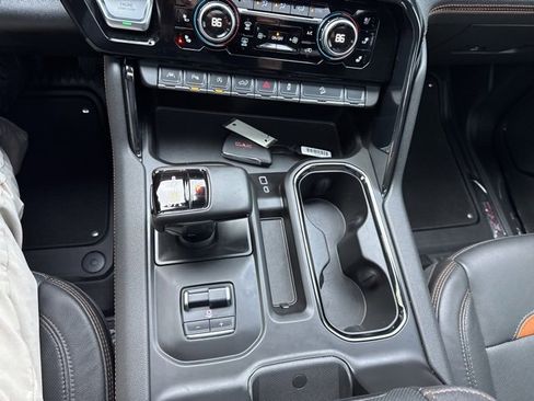 Used 2024 GMC Sierra 1500 AT4 w/ Technology Package image 15