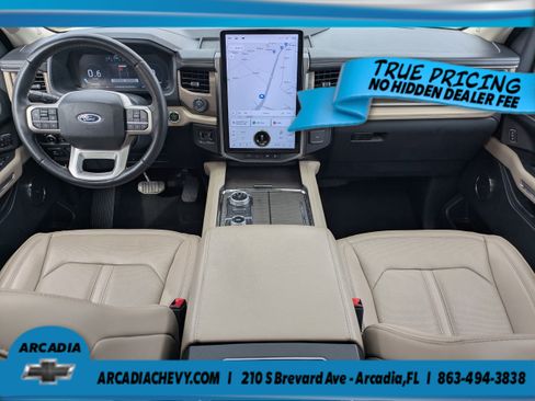Used 2023 Ford Expedition Max Limited AWD/4WD image 16