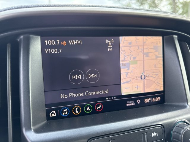 Used 2019 Chevrolet Colorado Z71 AWD/4WD image 16