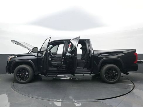 New 2026 Toyota Tundra SR5 AWD/4WD image 32