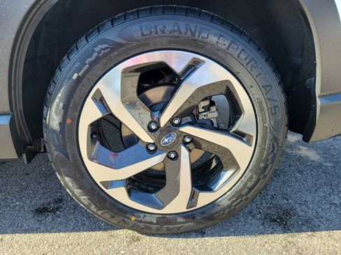 Used 2023 Subaru Forester Touring image 29