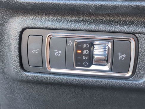 Used 2022 Lincoln Corsair Reserve w/ Elements Package FWD image 31