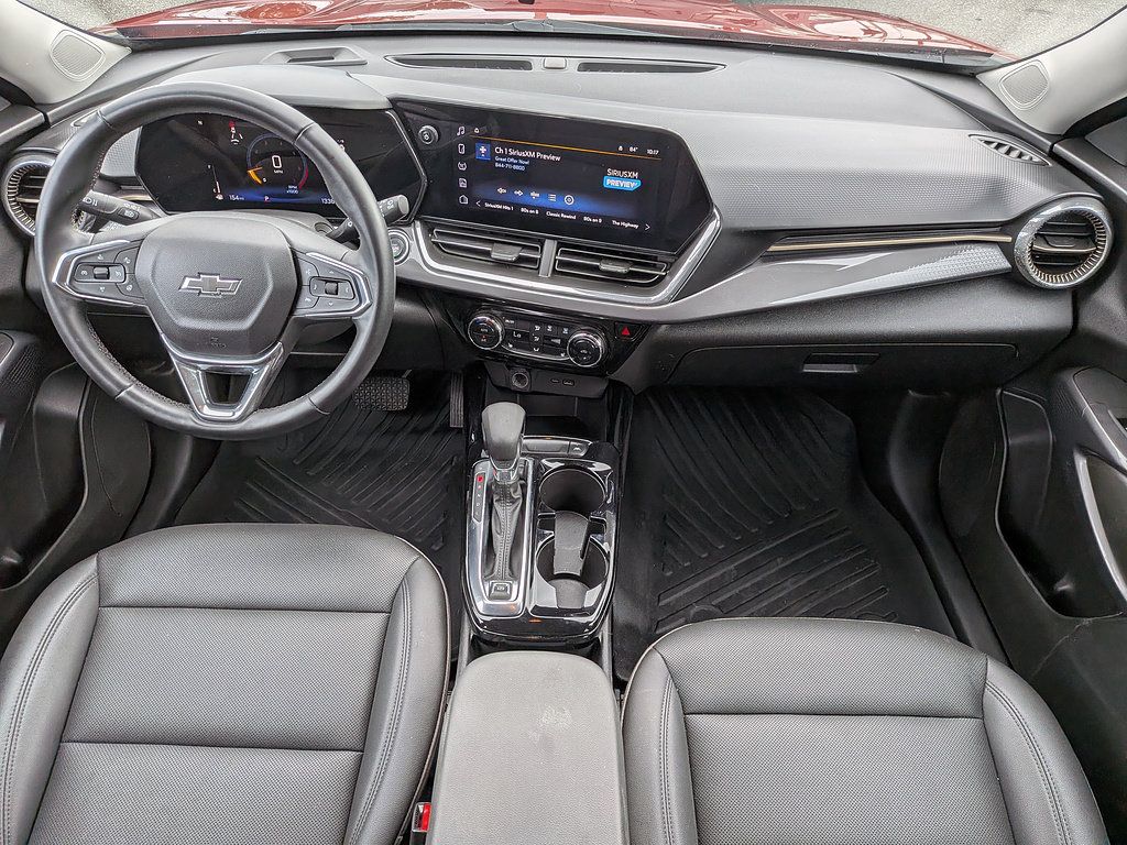 Certified 2024 Chevrolet Trax ACTIV w/ Driver Confidence Package FWD image 14
