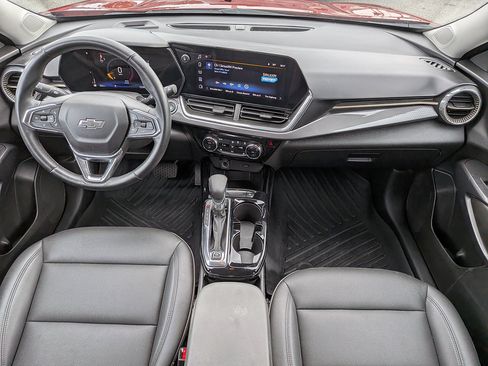 Certified 2024 Chevrolet Trax ACTIV w/ Driver Confidence Package FWD image 14