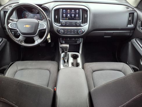 Used 2019 Chevrolet Colorado LT AWD/4WD image 12