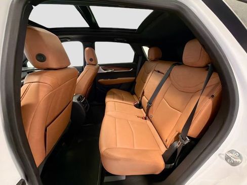 Certified 2025 Cadillac XT5 Premium Luxury w/ Technology Package image 22