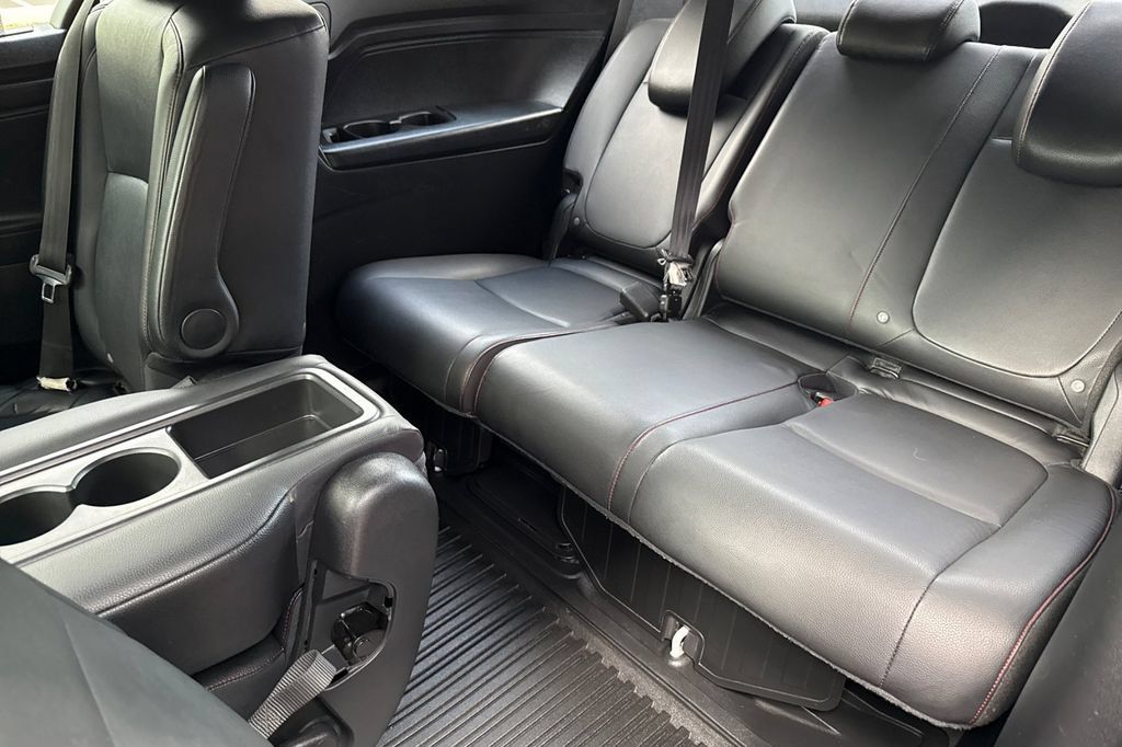 Used 2023 Honda Odyssey Sport image 17