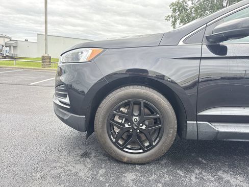 Used 2024 Ford Edge SEL AWD/4WD image 10