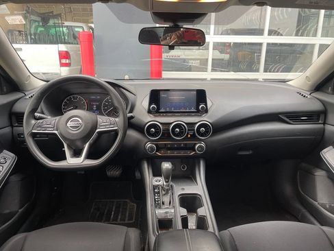 Certified 2022 Nissan Sentra S FWD image 11