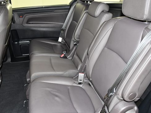Certified 2023 Honda Odyssey EX-L image 44