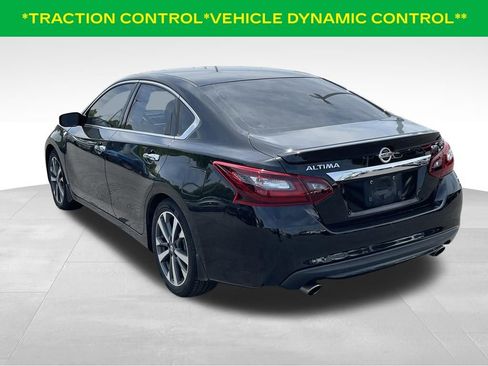 Used 2017 Nissan Altima 2.5 SR FWD image 8