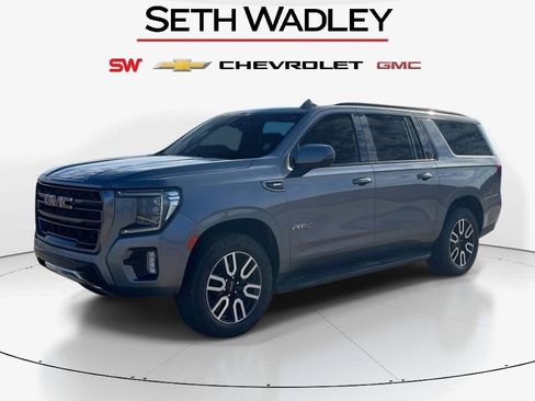 Used 2022 GMC Yukon XL AT4 w/ Max Trailering Package image 3