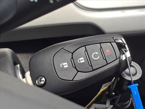 New 2026 Chevrolet Trax LS w/ LS Convenience Package FWD image 24