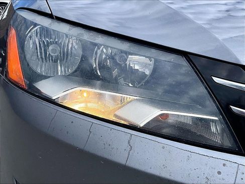 Used 2012 Volkswagen Passat 2.5 SE image 20