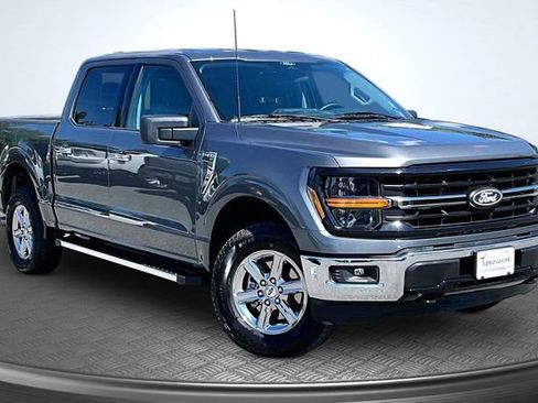Used 2025 Ford F150 XLT w/ Equipment Group 301A Standard AWD/4WD image 3