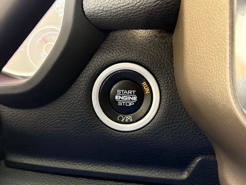 Used 2019 RAM 2500 Laramie AWD/4WD image 24