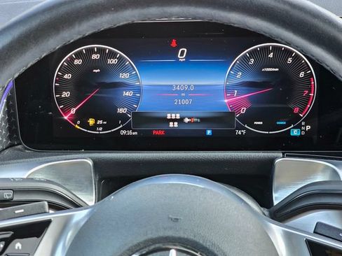 Certified 2025 Mercedes-Benz GLB 250 4MATIC image 34