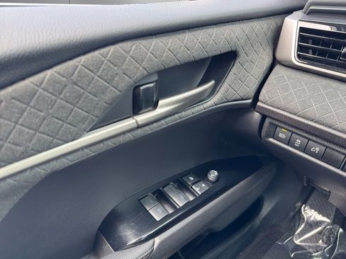 Certified 2025 Toyota Camry XLE FWD image 11