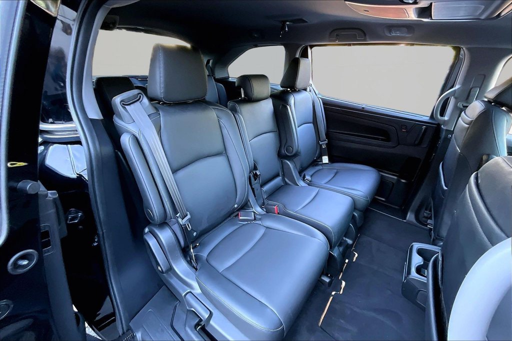 Used 2024 Honda Odyssey Touring image 18