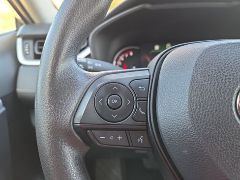 Used 2024 Toyota RAV4 XLE image 15