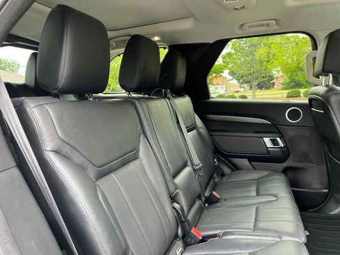 Used 2019 Land Rover Discovery HSE AWD/4WD image 21