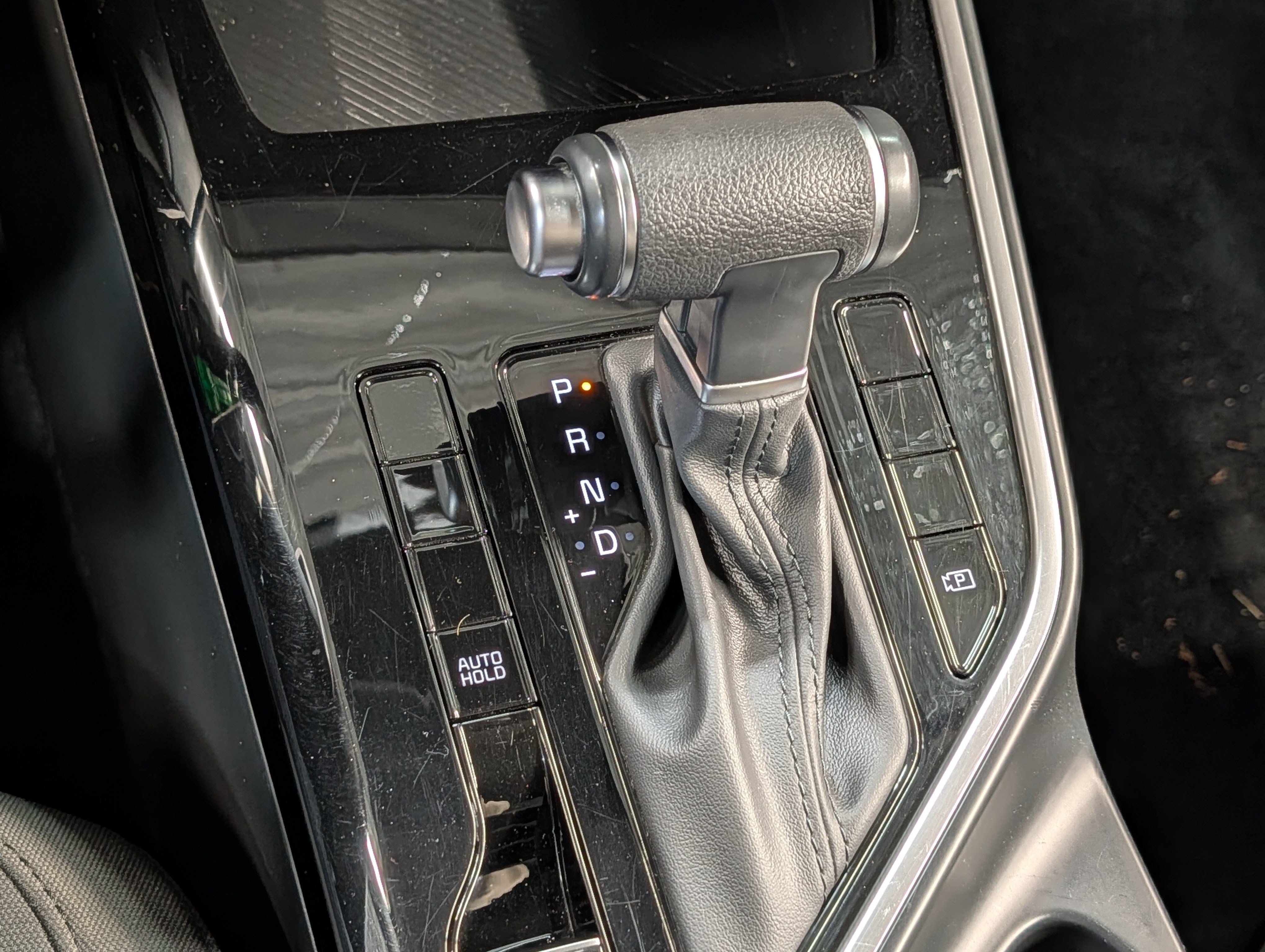 Certified 2026 Kia Niro LX FWD image 24