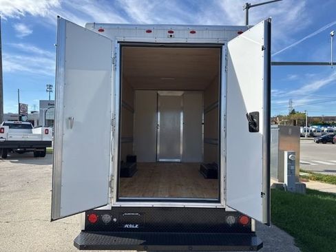 New 2025 Chevrolet Express 3500 w/ Power Convenience Package RWD image 6