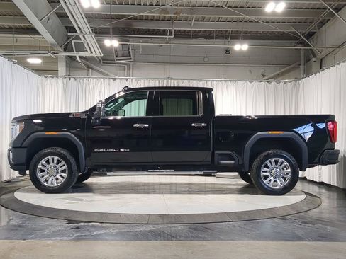Used 2021 GMC Sierra 2500 Denali w/ Denali Ultimate Package image 14