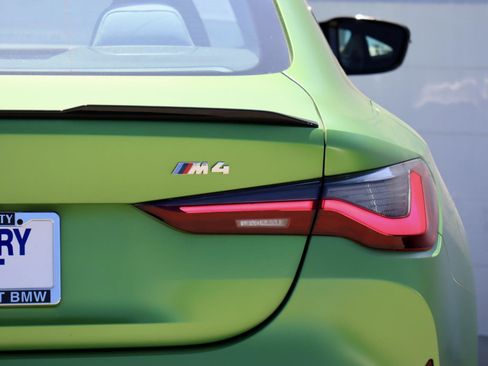 Used 2024 BMW M4 Coupe w/ M Driver's Package image 8