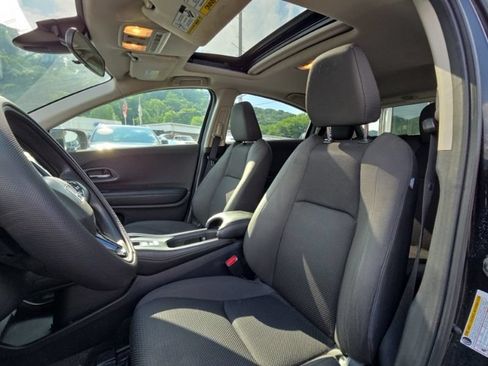 Used 2020 Honda HR-V EX image 10