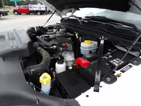 Used 2024 RAM 3500 SLT w/ Quick Order Package 2YG SLT AWD/4WD image 45