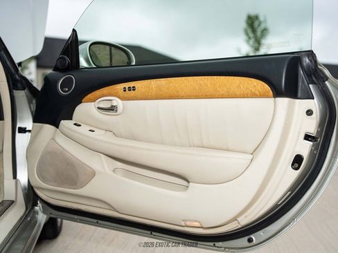Used 2003 Lexus SC 430 Convertible RWD image 42