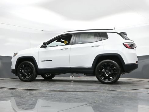 New 2026 Jeep Compass Latitude AWD/4WD image 47