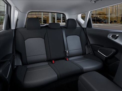 New 2025 Kia Soul LX w/ LX Technology Package image 16