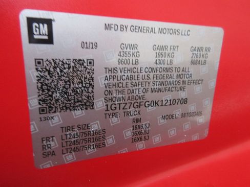 Used 2019 GMC Savana 3500 w/ Driver Convenience Package image 30