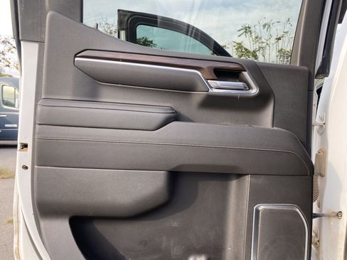 Used 2022 GMC Sierra 1500 SLT w/ SLT Convenience Package image 20