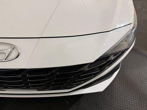 Certified 2023 Hyundai Elantra Limited image 5